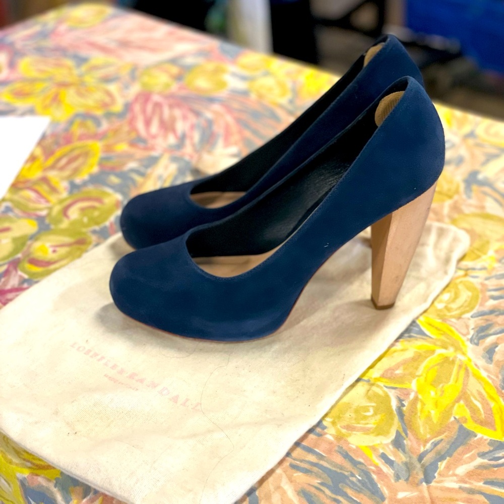 LOEFFLER RANDALL navy suede wood heels SZ 39 (US 8.5-9)